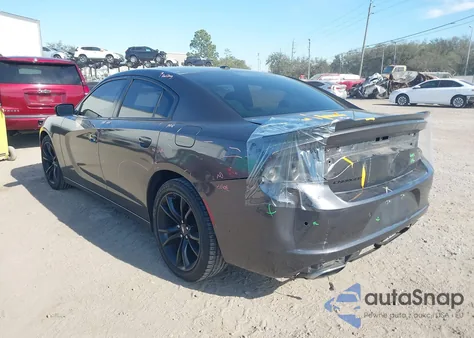 2017 Dodge Charger Se Rwd z USA, uszkodzony, nr VIN 2C3CDXBG6HH579348